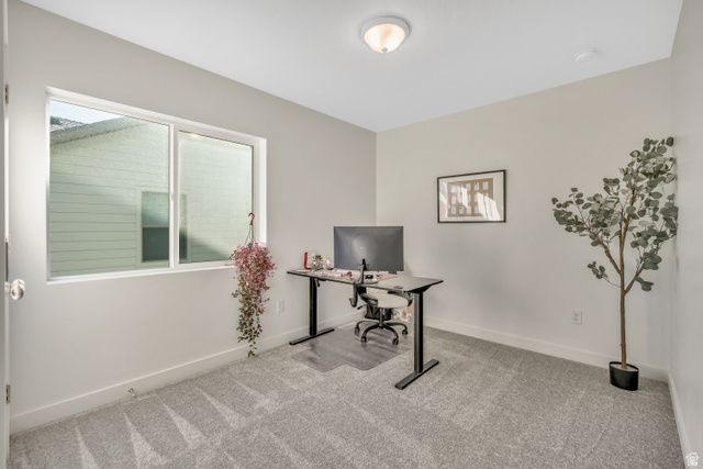 157 E PARADE AVE, Saratoga Springs, UT 84045