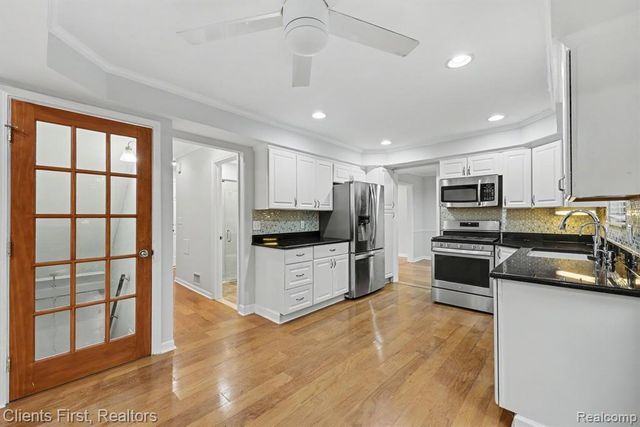 3776 Highland Drive, Troy, MI 48083