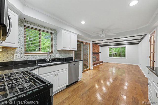 3776 Highland Drive, Troy, MI 48083