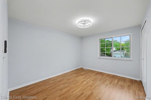 3776 Highland Drive, Troy, MI 48083