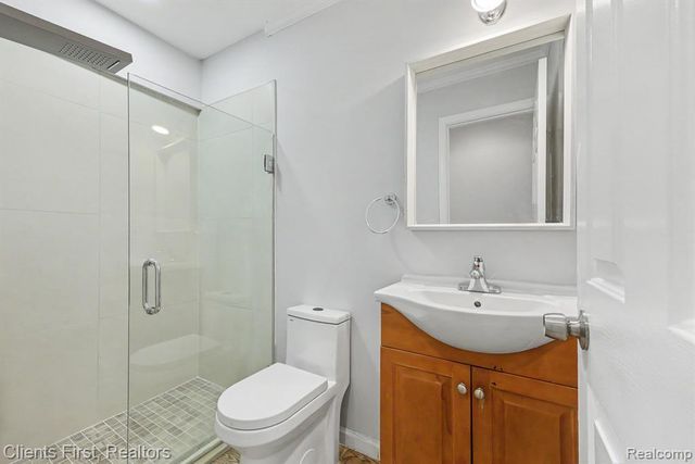 3776 Highland Drive, Troy, MI 48083