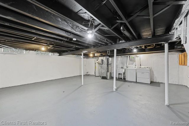 3776 Highland Drive, Troy, MI 48083