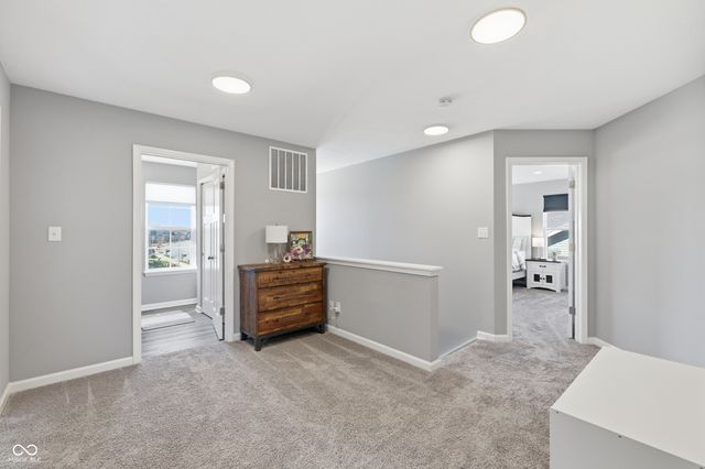 6724 Red Barn Drive, Whitestown, IN 46075