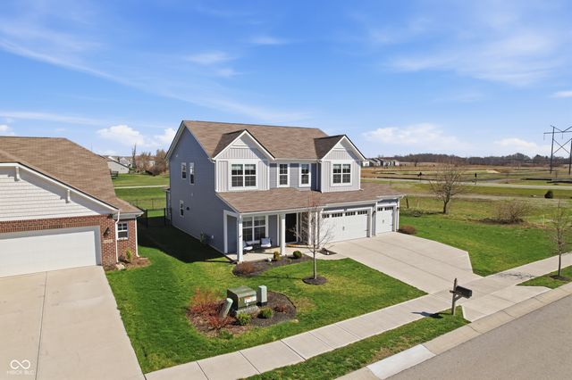 6724 Red Barn Drive, Whitestown, IN 46075