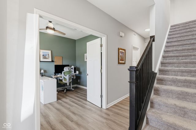 6724 Red Barn Drive, Whitestown, IN 46075