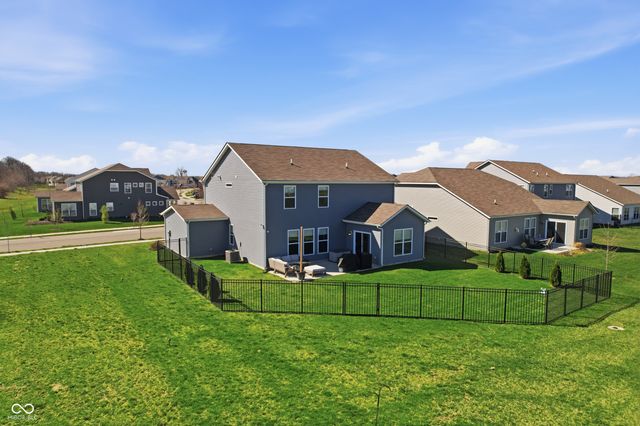 6724 Red Barn Drive, Whitestown, IN 46075