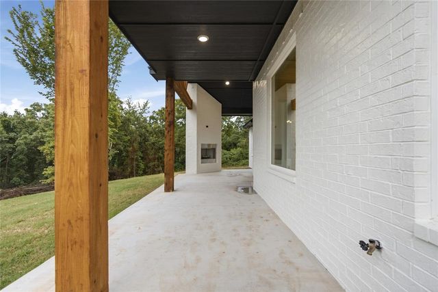 10972 Sandstone Ridge Way, Guthrie, OK 73044