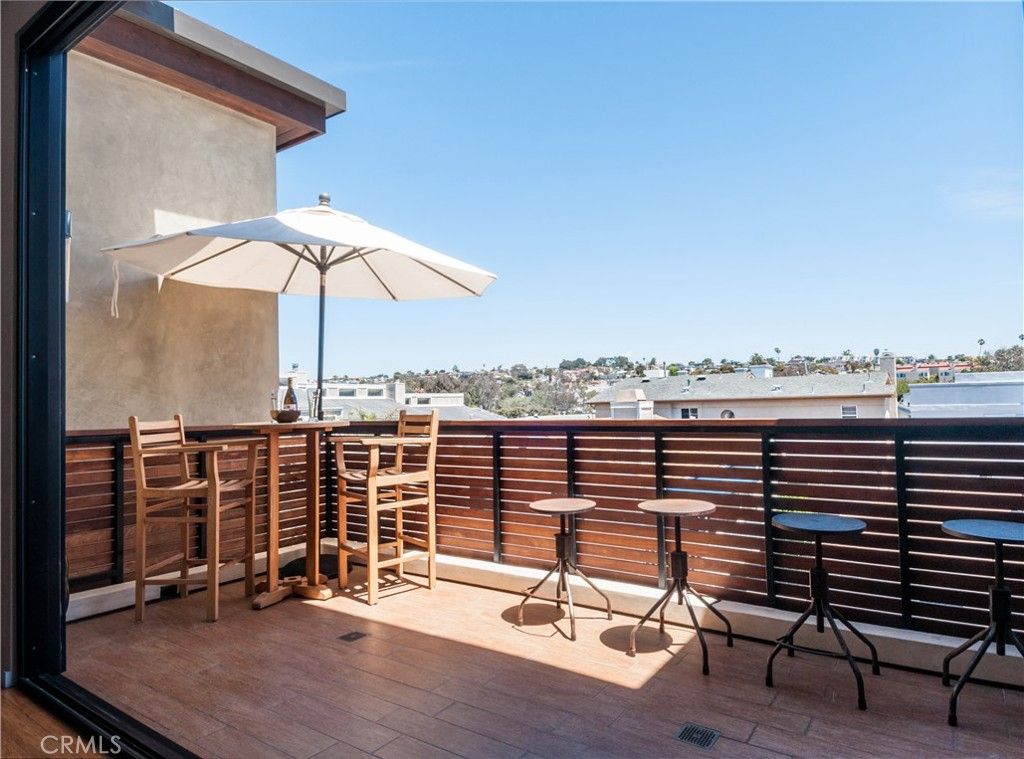 1103 Cypress Avenue, Hermosa Beach, CA 90254 — photo 4