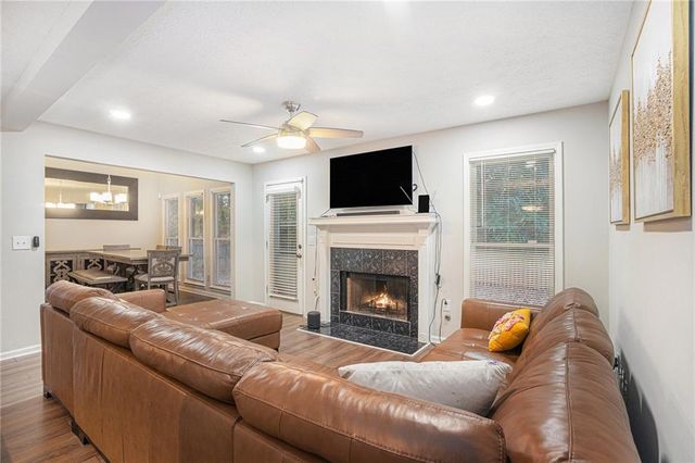 3962 Brockett Walk, Tucker, GA 30084