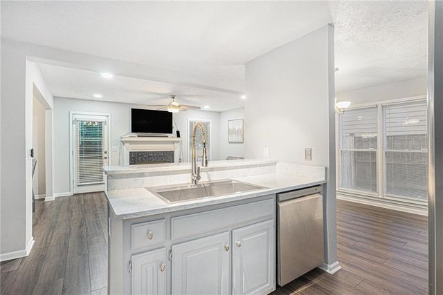 3962 Brockett Walk, Tucker, GA 30084