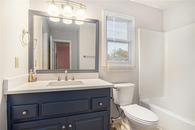 3962 Brockett Walk, Tucker, GA 30084