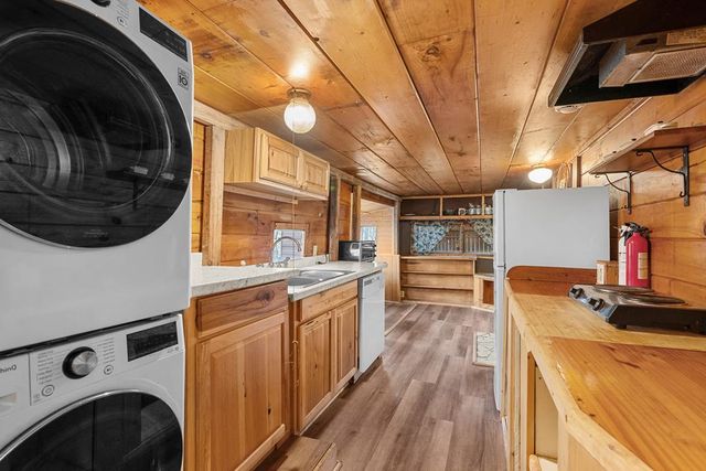 90 19th Street, Ellijay, GA 30540