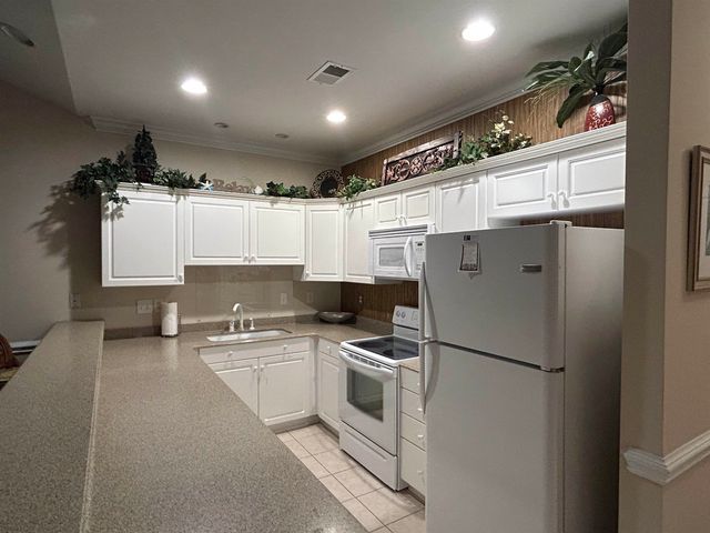 1008 Ray Costin Way Unit 313, Murrells Inlet, SC 29576