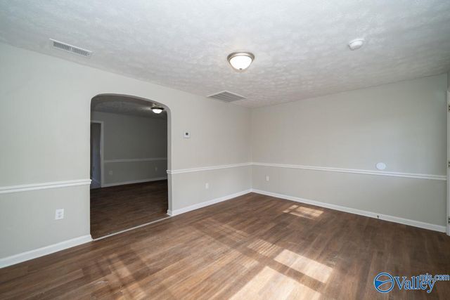 202 Oak Street, Athens, AL 35611