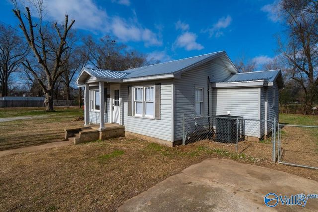 202 Oak Street, Athens, AL 35611