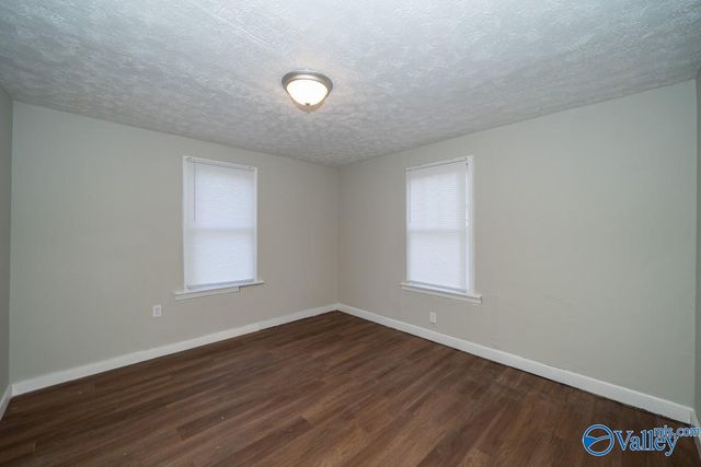 202 Oak Street, Athens, AL 35611