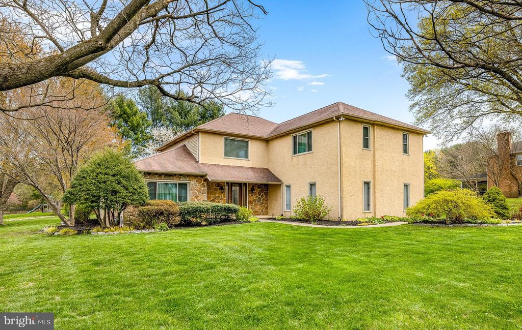 12 HIGH MEADOW LANE, Newark, DE 19711