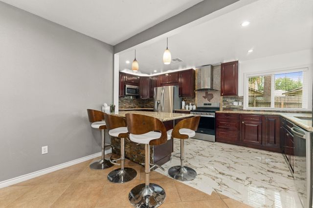 9830 Haverhill Drive, Humble, TX 77338