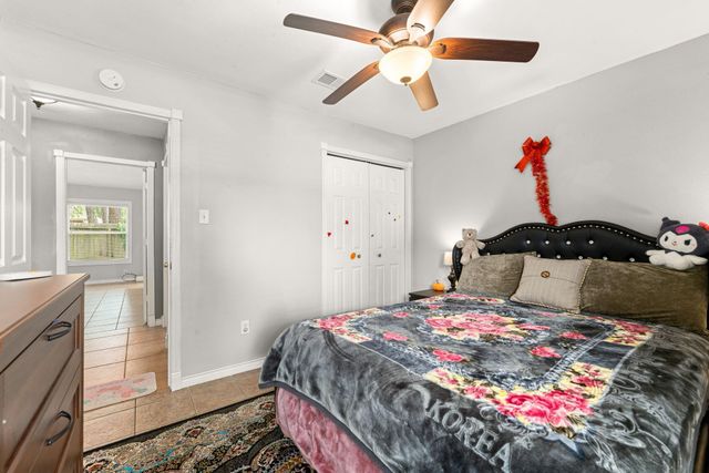 9830 Haverhill Drive, Humble, TX 77338