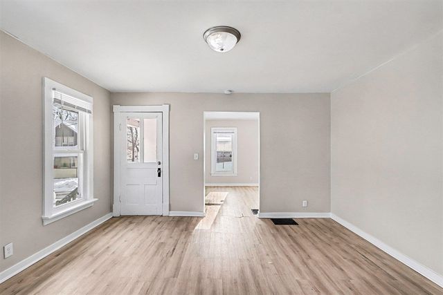 1302 Ogden Avenue, Kalamazoo, MI 49006