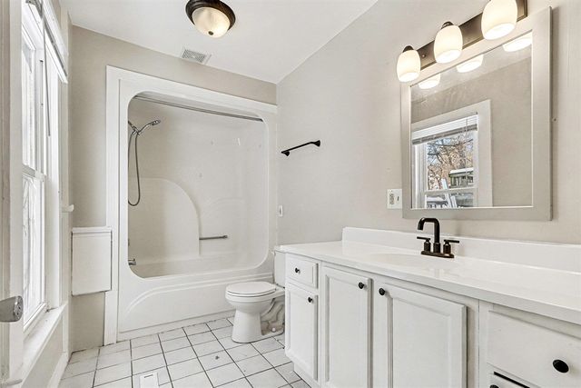 1302 Ogden Avenue, Kalamazoo, MI 49006