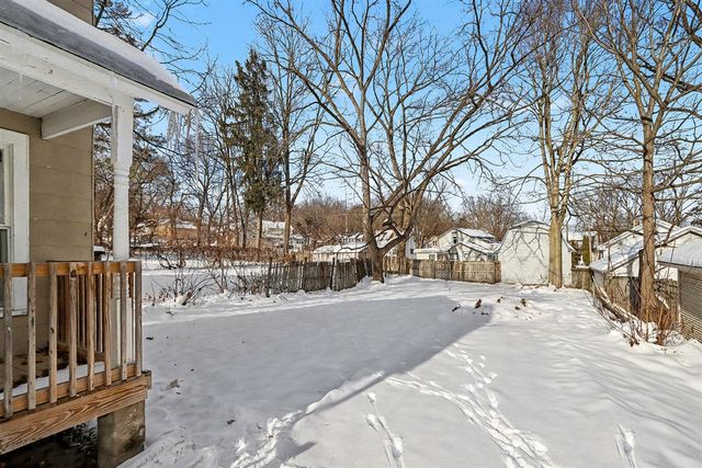 1302 Ogden Avenue, Kalamazoo, MI 49006