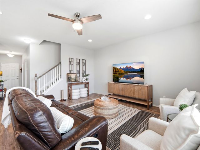 11829 Jackson Falls WAY, Manor, TX 78653