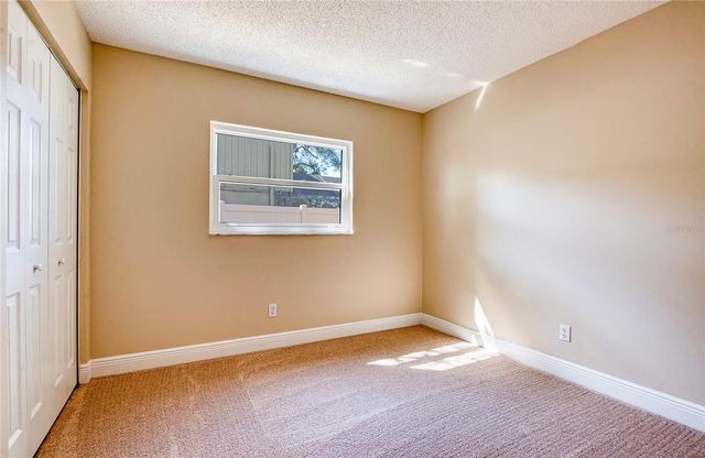 4017 BRAESGATE LANE, Tampa, FL 33624