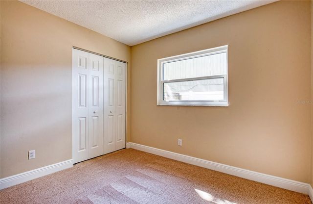 4017 BRAESGATE LANE, Tampa, FL 33624