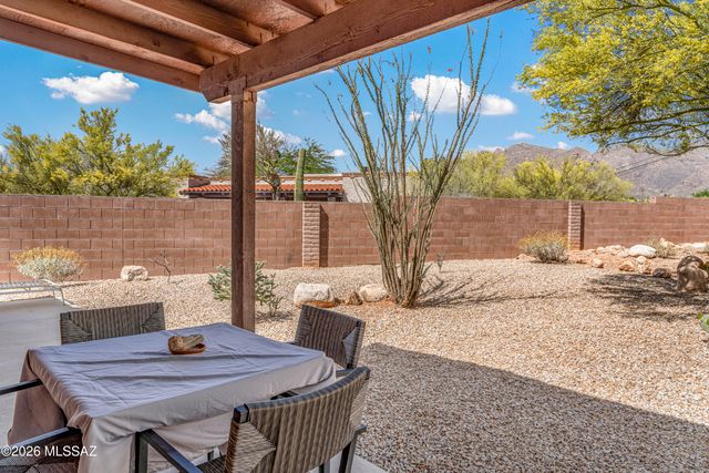 6502 N Calle De Estevan, Tucson, AZ 85718