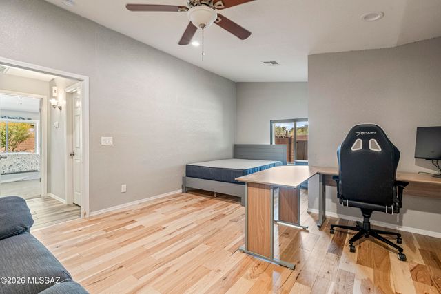 6502 N Calle De Estevan, Tucson, AZ 85718