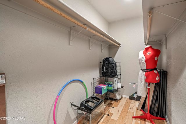 6502 N Calle De Estevan, Tucson, AZ 85718