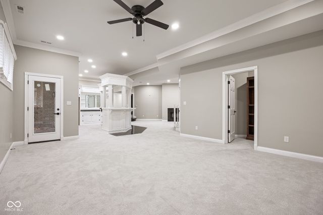 15 S Creedmoor Way, Anderson, IN 46011