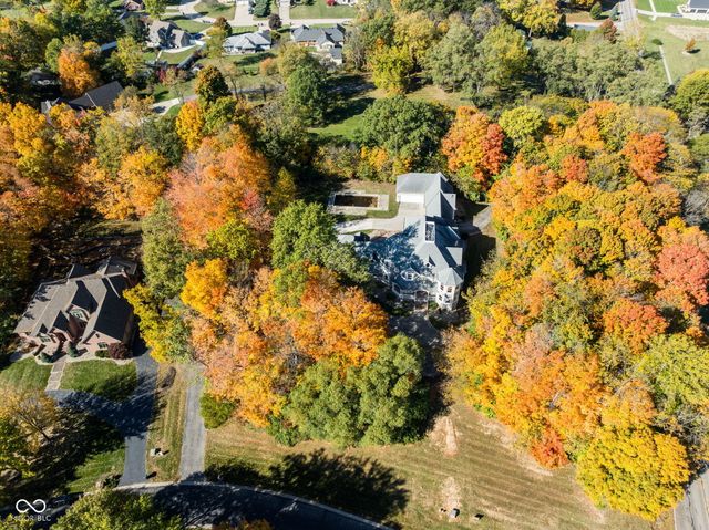 15 S Creedmoor Way, Anderson, IN 46011