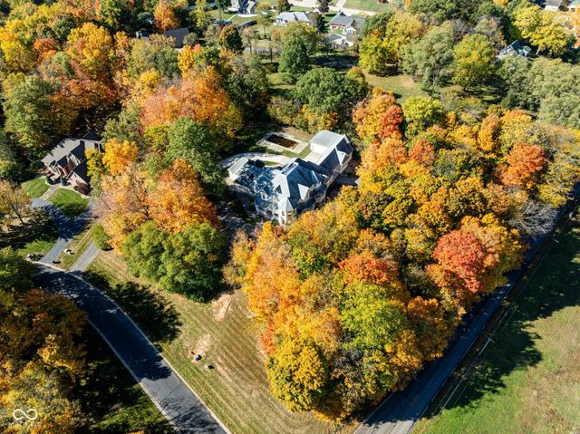 15 S Creedmoor Way, Anderson, IN 46011