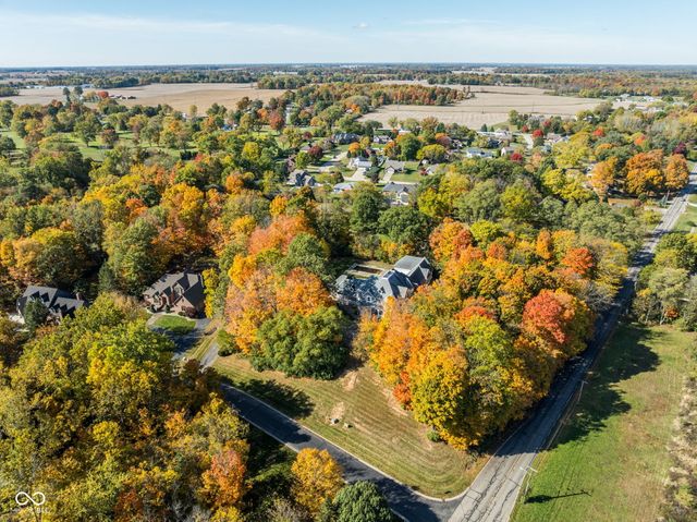 15 S Creedmoor Way, Anderson, IN 46011