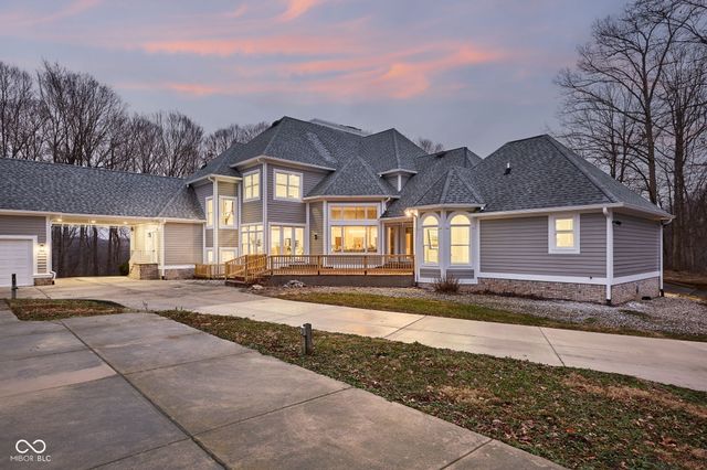 15 S Creedmoor Way, Anderson, IN 46011