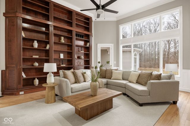 15 S Creedmoor Way, Anderson, IN 46011