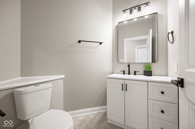 15 S Creedmoor Way, Anderson, IN 46011