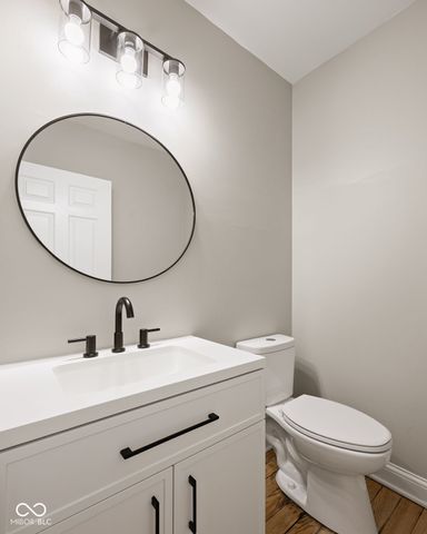 15 S Creedmoor Way, Anderson, IN 46011