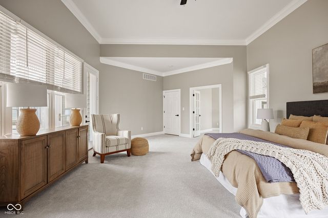 15 S Creedmoor Way, Anderson, IN 46011