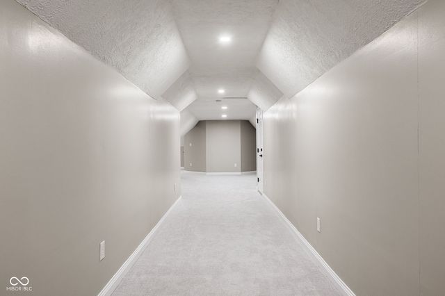 15 S Creedmoor Way, Anderson, IN 46011