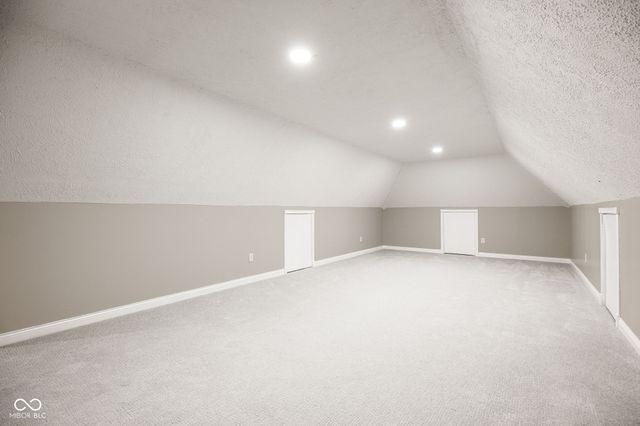 15 S Creedmoor Way, Anderson, IN 46011