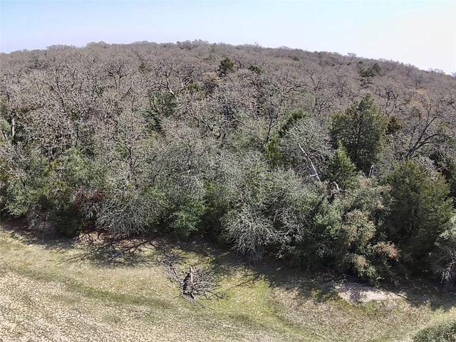 1218 Private Road 3063 RD, Lexington, TX 78947