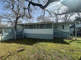 1218 Private Road 3063 RD, Lexington, TX 78947