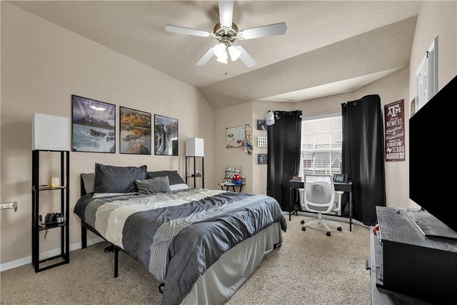 1198 Jones Butler Road 2305, College Station, TX 77840