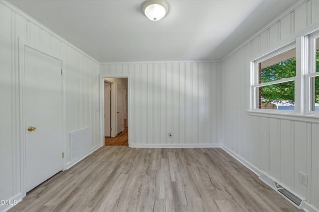 209 N Wilkins Road, Haw River, NC 27258