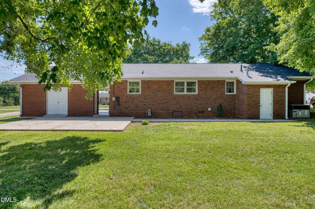 209 N Wilkins Road, Haw River, NC 27258