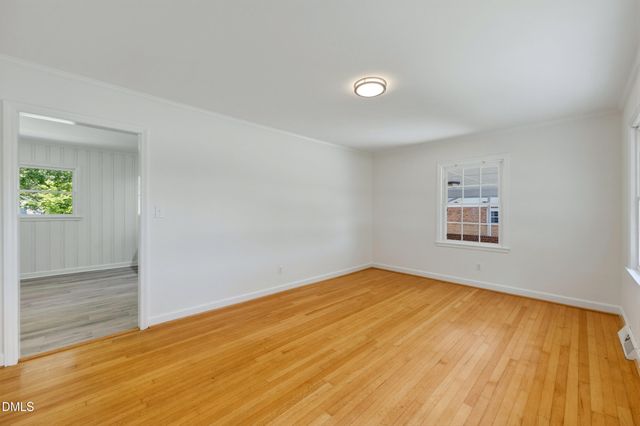 209 N Wilkins Road, Haw River, NC 27258