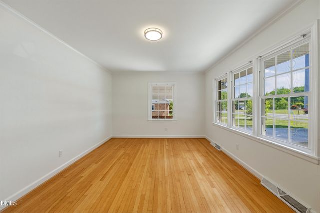 209 N Wilkins Road, Haw River, NC 27258